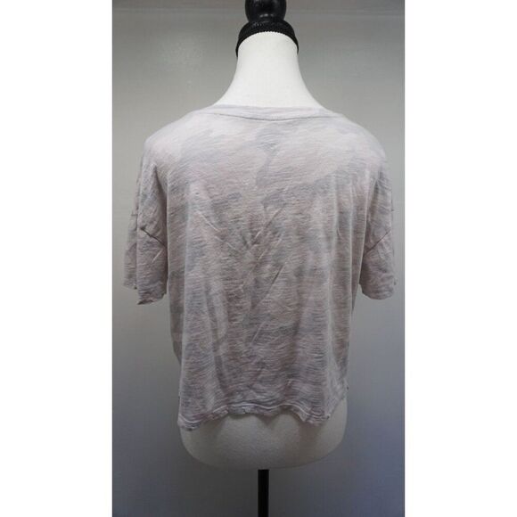 Old Navy Women’s Gray Camo Print Cropped T-Shirt - Size M - Picture 10 of 16